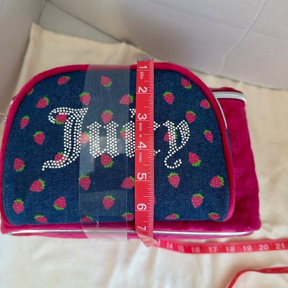 Juicy Couture Pink and Blue Travel Cosmetic Bags - Picture 10 of 10